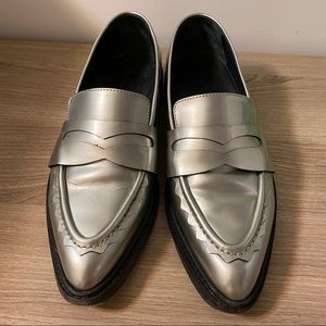Christophor Kane silver patent leather loafers